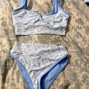 LainSnow Light Blue and White Swimwear
